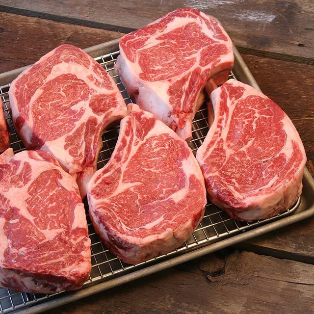 Chef quality, grass fed steaks are possible, Strauss ribeyes prove it! That marbling adds flavor and tenderness, so the only question left is – how are you going to cook these steaks? ift.tt/2pVb5G1