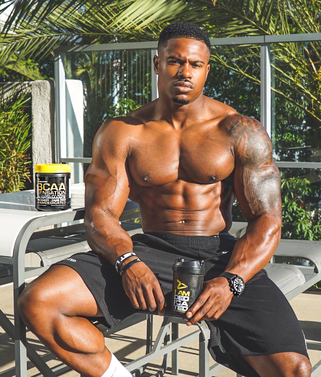 SimeonPanda's tweet photo. @DedicatedNutr #BCAASensation during & after workouts for recovery. Apply discount code SIMEON10 at https://t.co/ZWbW7PghRC to your next order 💪🏾 #TeamDedicated #IAmDedicated https://t.co/rW61oYOfdj
