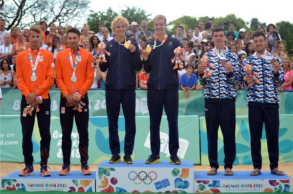 DpvKZfuWwAYkKcV.jpg:large