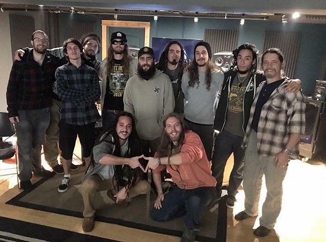 SOWFLO's tweet photo. Shoutout to our West Coast bredren, @solseedmusic 🤝 Look out for a few of these melodious, positive beings to feature on our upcoming album, “New Shoes” !!! #solseed #SOWFLO #harmony #coast2coast #thespark #newshoes👟 https://t.co/RlyarynT4u
