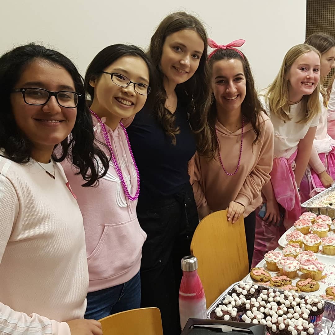 ApplebyCollege's tweet photo. What a great show of support! Today our students and employees wore pink and raised awareness and funds for breast cancer. #ACThinkPink #ApplebyCollege #LetsGoBlueDogs #ThinkPink https://t.co/sBacgbFwZP