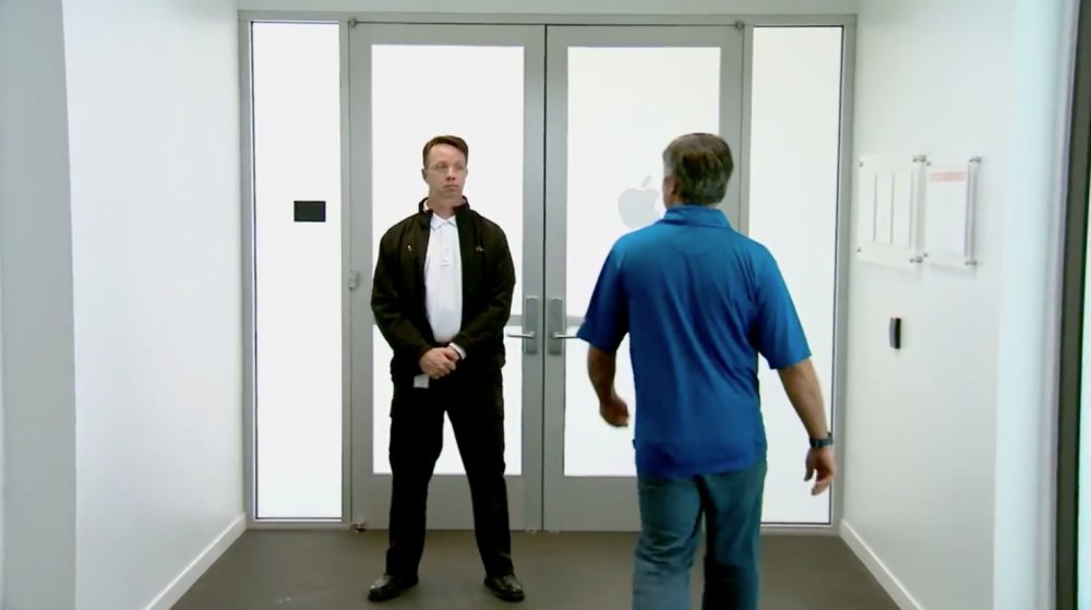 9to5mac's tweet image. How to request your personal data from Apple 9to5mac.com/2018/10/17/req… by @michaelpotuck