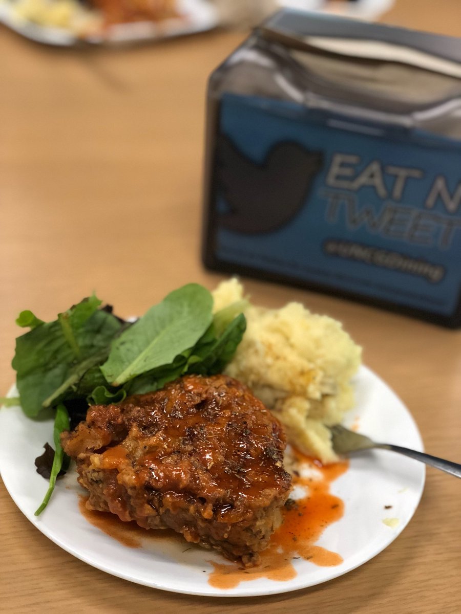alexiehernande4's tweet photo. Honey Fire Jerk Chicken 😌😇
#Friedchickenwednesday #personalcreation #UNCGWay
@uncgdining https://t.co/6SUzK1q9zZ