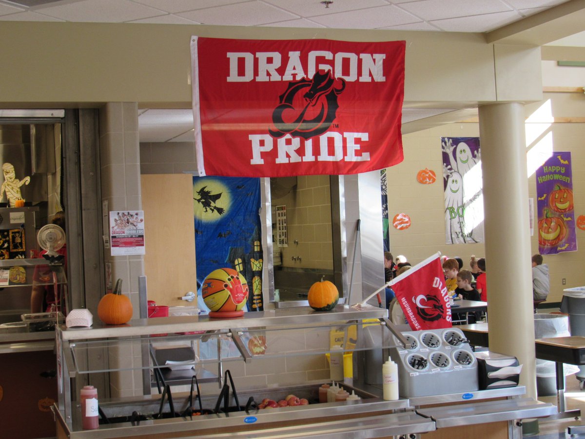 WFPSchools's tweet photo. We've been celebrating #NSLW18 all week at @WFPSchools! Thank you to @MSUM_MBB for volunteering as a celebrity servers for #schoollunch at Osgood ES! They even managed to find a few minutes to shoot some hoops! 🏀 #wfpschools #districtofchoice #DragonFamily https://t.co/au6d2vck6Y