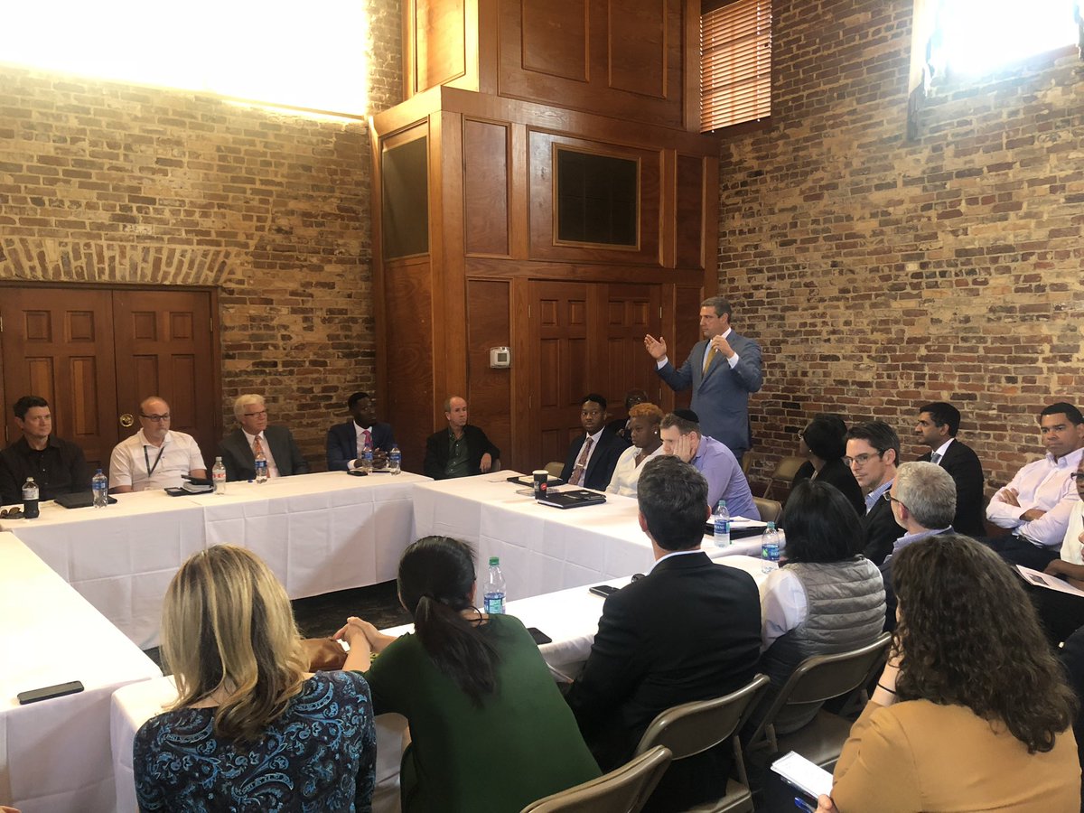 ClaflinUniv1869's tweet photo. HAPPENING NOW: Claflin alumni speak with @Clyburn, @RepTimRyan and @RepRoKhanna on entrepreneurship at the university. https://t.co/2db29HVzhr