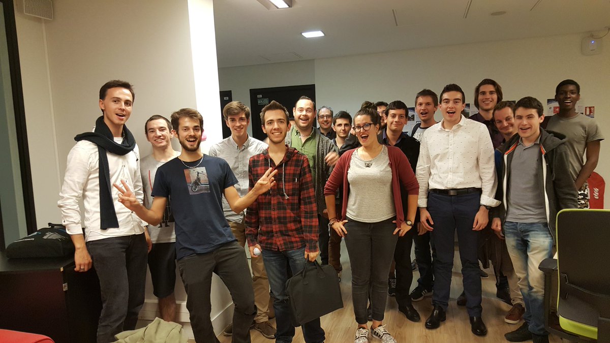 JobOpportunIT_'s tweet image. Un super moment passés avec les étudiants de #PolytechNice pour la #CodingBattle au @BUNice_Sophia avec l'aide du
@Bureau_du_Code 😉
#FierdEtreSponsor #SophiaAntipolis @C_Papazian