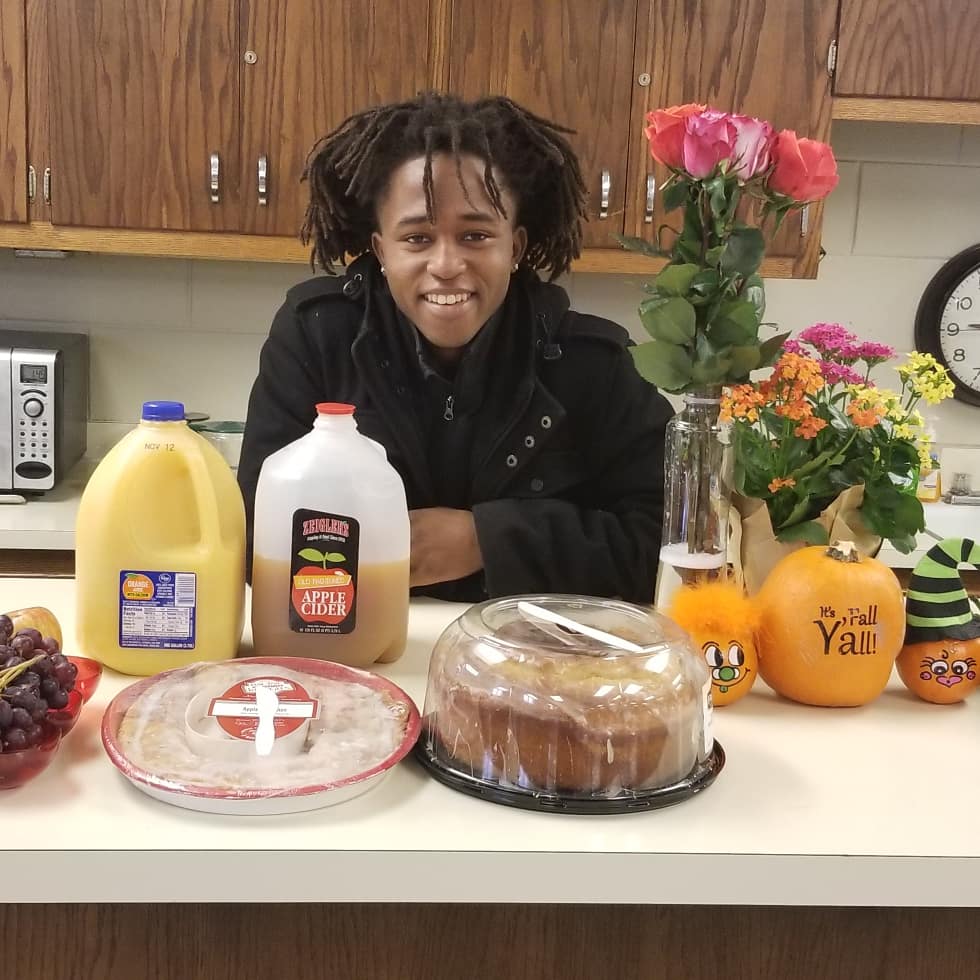 blocbyblocMKE's tweet photo. Its #WellnessWednesday in our office. We took a moment to reset before knocking doors. #20Days #ListenToTheBLOC #ElectTheBLOC #SupportTheBLOC https://t.co/Ok7n8IXKkc