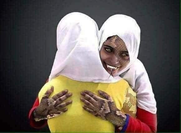 وَمِنَ النَّاسِ مَن يُعْجِبُكَ قَوْلُهُ فِي الْحَيَاةِ الدُّنْيَا وَيُشْهِدُ اللَّهَ عَلَىٰ مَا فِي قَلْبِهِ وَهُوَ أَلَدُّ الْخِصَامِ (204)