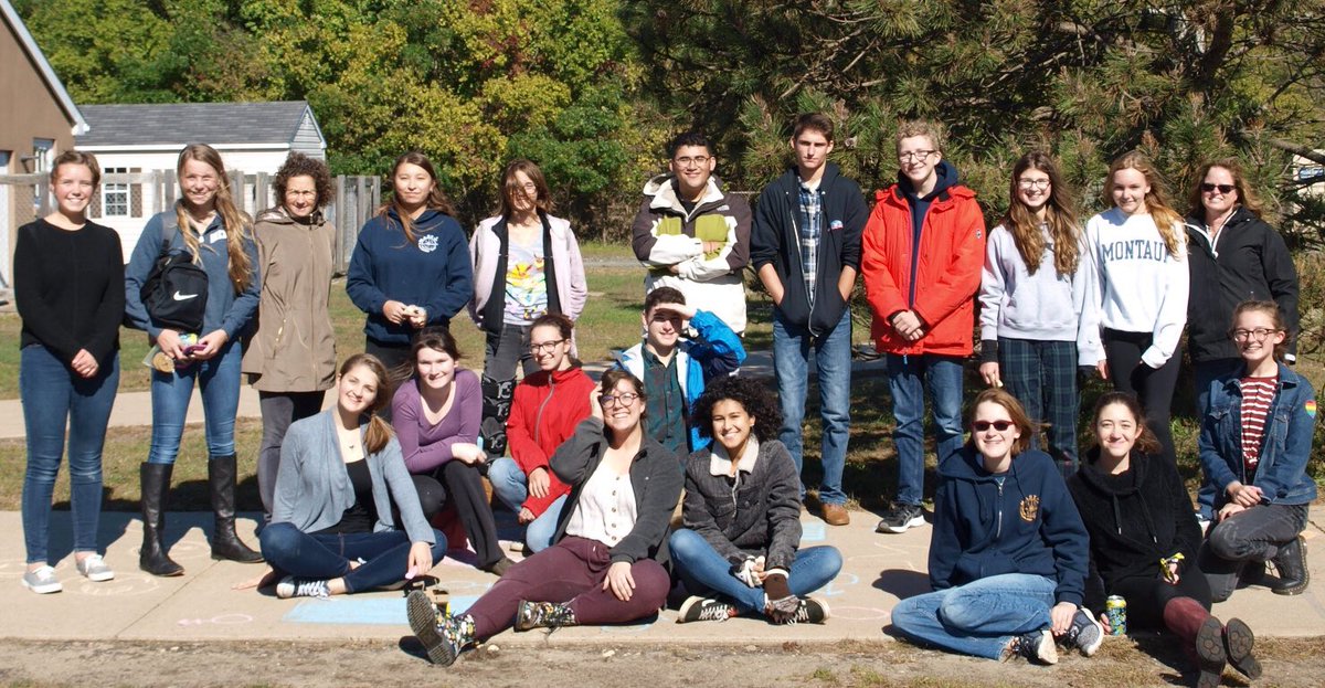 MAST_SandyHook's tweet image. MAST students remind us and empower us to peacefully Coexist during Violence Awareness Week