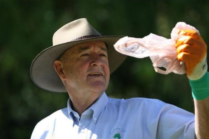 'Larger than life' Clean Up Australia founder Ian Kiernan dies aged 78 facebook.com/VoteSustainabl… via @ABCNews #environment #CleanUpAustralia #ValeIanKiernan