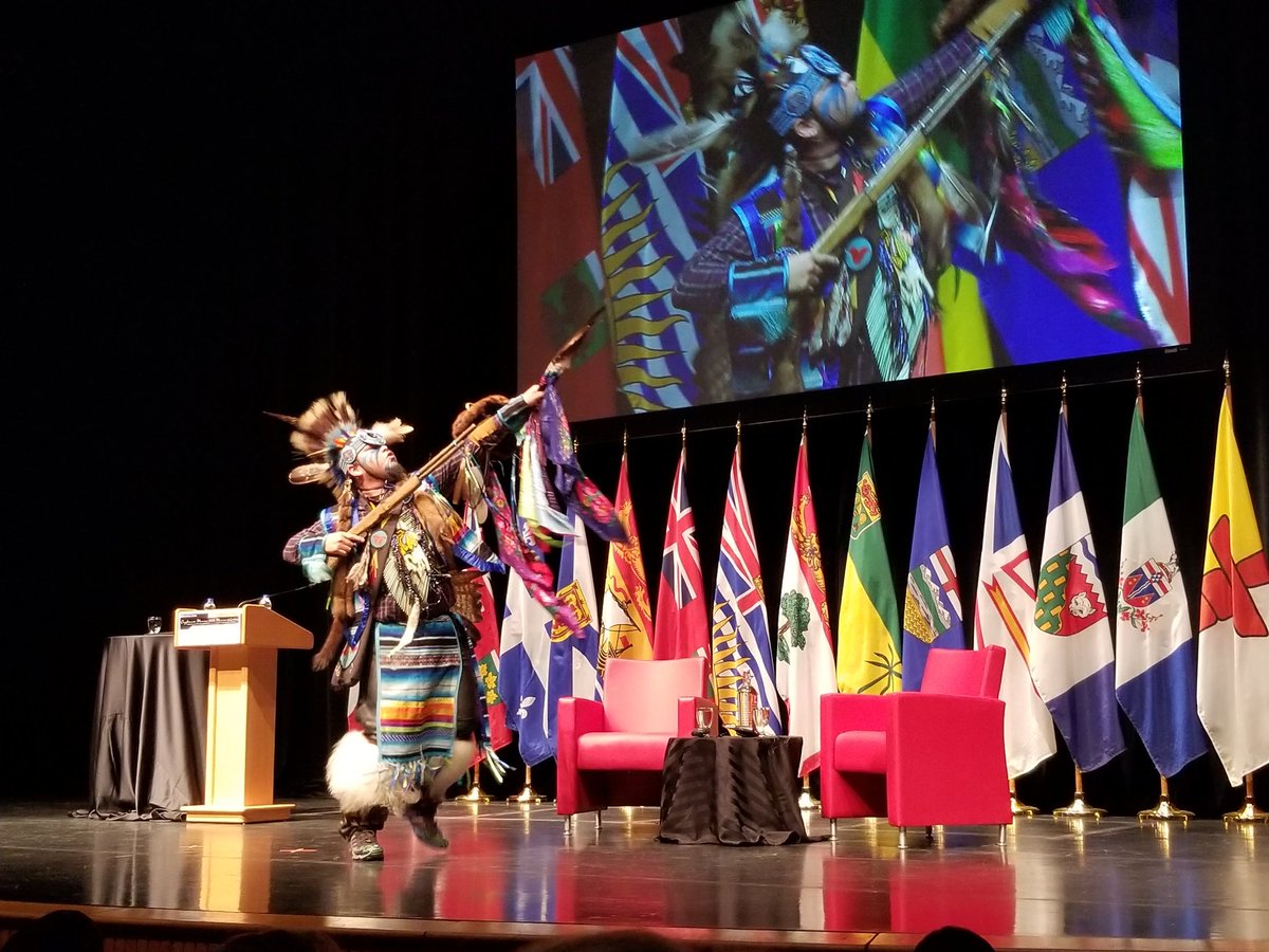 NancyChahwan's tweet photo. Opening the #ManionGC 2018 lecture with Mr. Douglas Elmendorf @School_GC . J'ai hâte d'entendre les vues de notre conférencier sur la situation américaine #KennedySchool https://t.co/K6ne9cTNN9