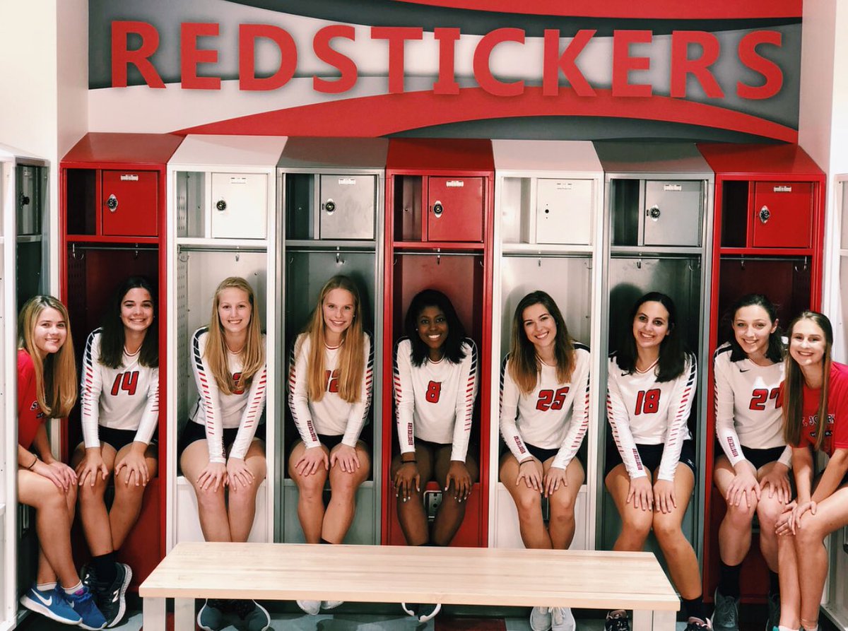SENIOR NIGHT TONIGHT!!!!! 
Varsity is at 6, seniors are presented before the start of varsity. 
Theme: RED OUT ‼️‼️‼️‼️‼️
COME SUPPORT THE SENIORS!!! 🏐⭐️‼️🔴