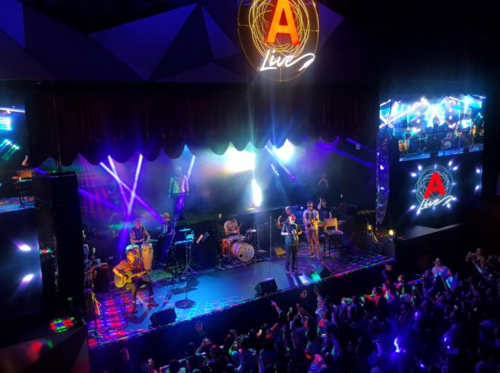 RMXradio's tweet photo. 🎵 @LADecadentes arman 'Fiesta Nacional' en el @AlboaMX Mundo E https://t.co/ANdkXGG5xZ
¡Gracias a todos los que nos acompañaron a nuestro #212Extra! https://t.co/3jjBa1ujbK