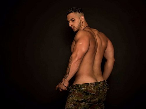 #Gay #MuscleCam Max Dic Live! Now at https://t.co/zDbZsDyOz5! https://t.co/lsqF0yAqgX