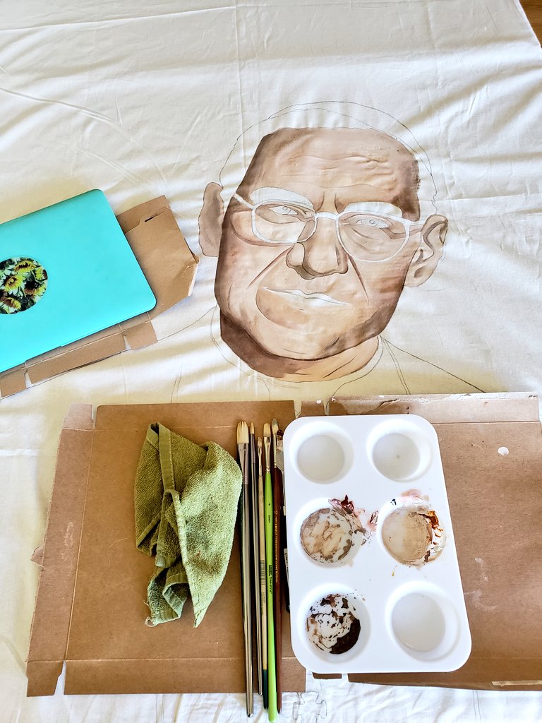 artbysimone's tweet photo. Original artwork of St. Óscar Romero painted on fabric for @RomeroInstitute. #OscarRomero #ArtistOnTwitter https://t.co/TjIpP9CKhH