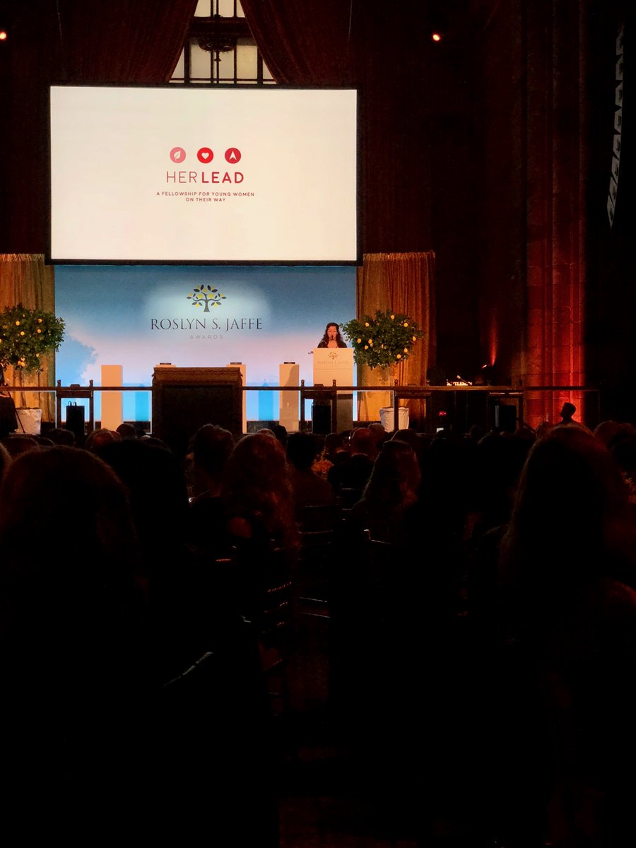 VitalVoices's tweet photo. Congratulations to #HERLead Fellow, @FaithEFlorez, who was honored with the Changemaker Award at the 2018 #JaffeAwards today! Faith developed the Calor app, which protects farmworkers from heat-related illnesses. Learn more about her amazing work! https://t.co/m6fp8VanU7 https://t.co/K9Lq3nvGfc