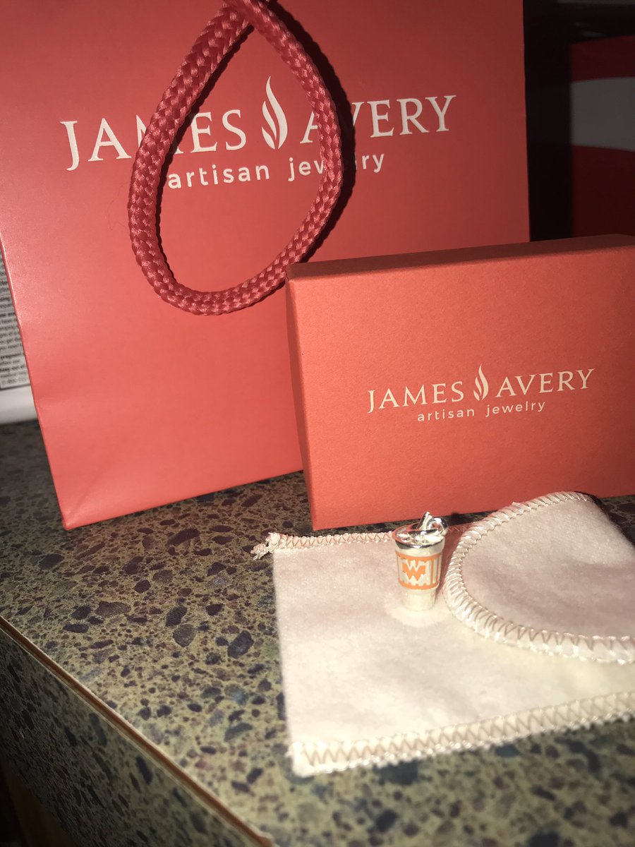 New charm to add to my bracelet 🧡☺️🍔 <a href="/Whataburger/">Whataburger®</a>