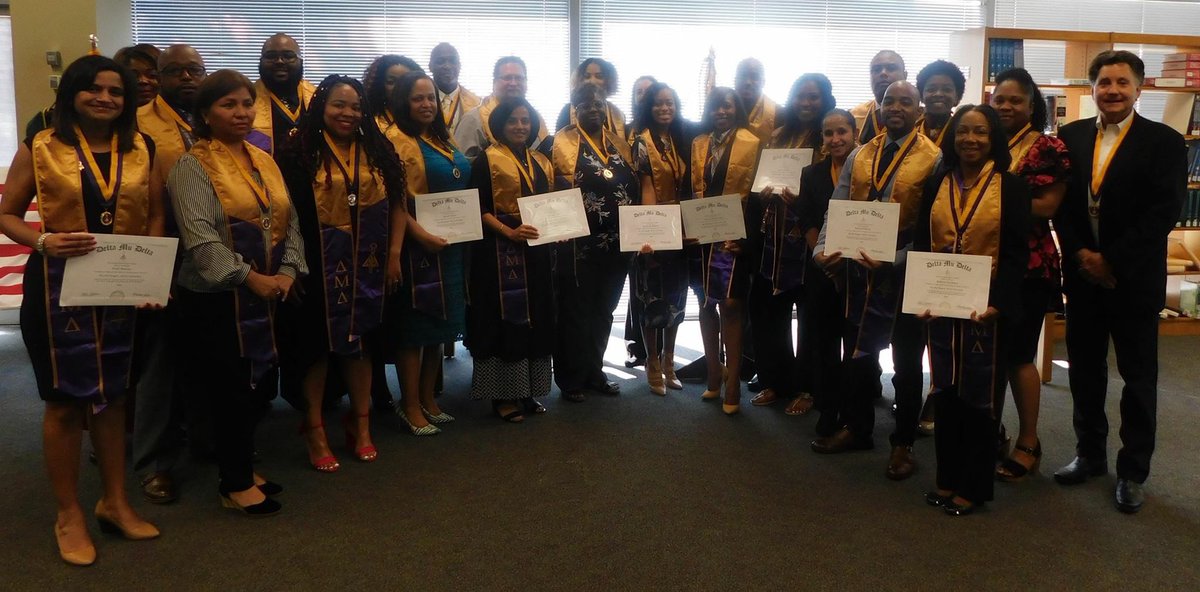 DeltaMuDelta's tweet photo. Check out the #MuPhi chapter from @devryuniv!
#deltamudelta #induction #ceremony https://t.co/uGSxHaCrf9