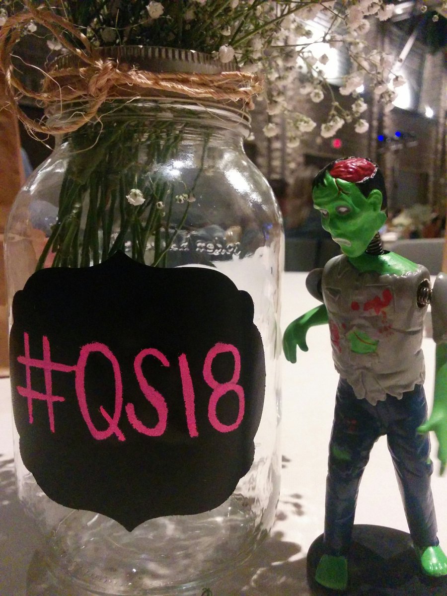 AlbertaCoLab's tweet image. In #yyc supervising my humans @KerenPerla1 and @_missroya at #QS18. Something about design facilitation...I'm here for my health. #CoLabAB 👍