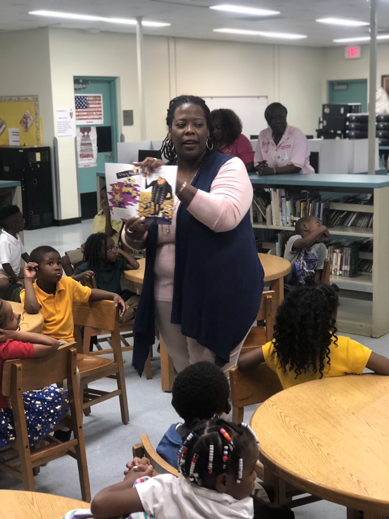 BRMandrell's tweet photo. Thanks to the @TTMFoundation for coming out to read a book about the Minions to our Kindergarten students! They received two free books and a bag of goodies! Our students had a memorable experience! https://t.co/zUEVhEahAp