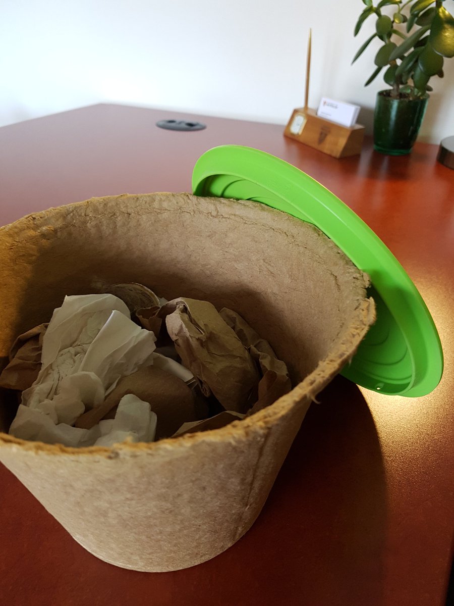 chlnkelly's tweet photo. Using composte bin in office to support #ZeroWasteUW https://t.co/dbZKgnKyur