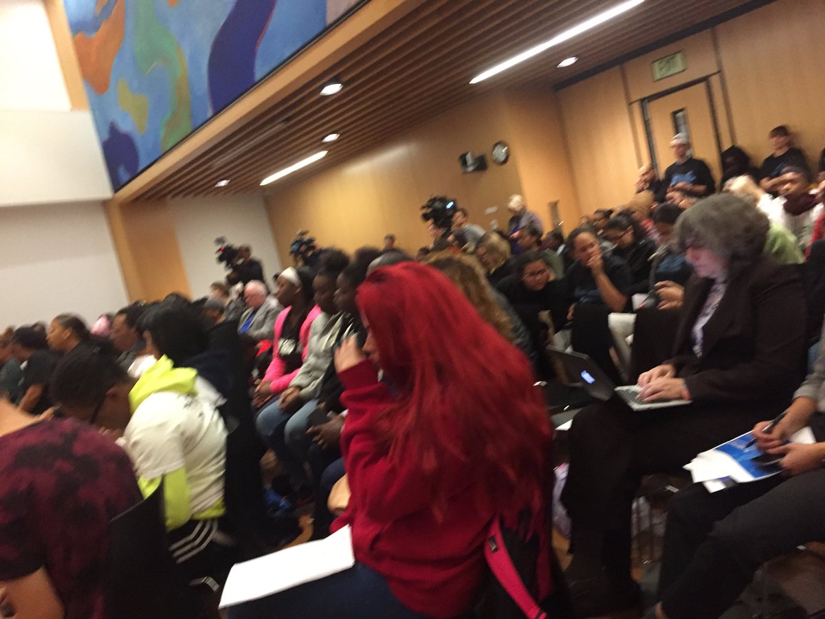 JessJTang's tweet photo. All of these students, parents, educators &amp; allies came out tonight w/ one day’s notice because they care &amp; because schools are communities of people w/ relationships, not just buildings...their ideas, questions &amp; concerns must be heard for the best plan to take shape! #BuildBPS https://t.co/UNIrBPrzI3