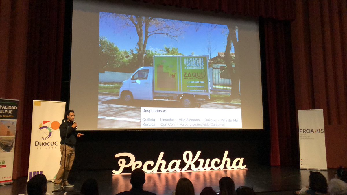 barbaritalaram's tweet photo. En @PechaKuchaQ compartiendo en la región de Valparaíso! Somos todos una gran comunidad! #gogogog @usantamaria https://t.co/o7hz7g80RF