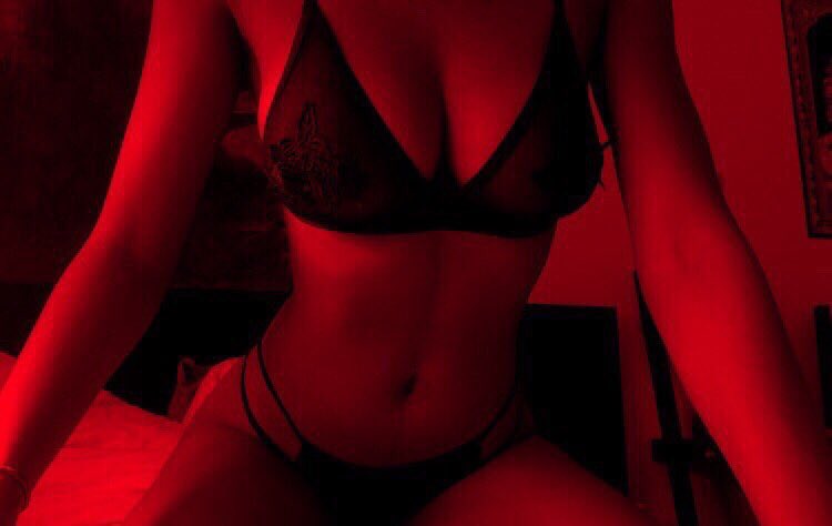 nudist's tweet photo. ❤️ https://t.co/ltqps7Wnzf