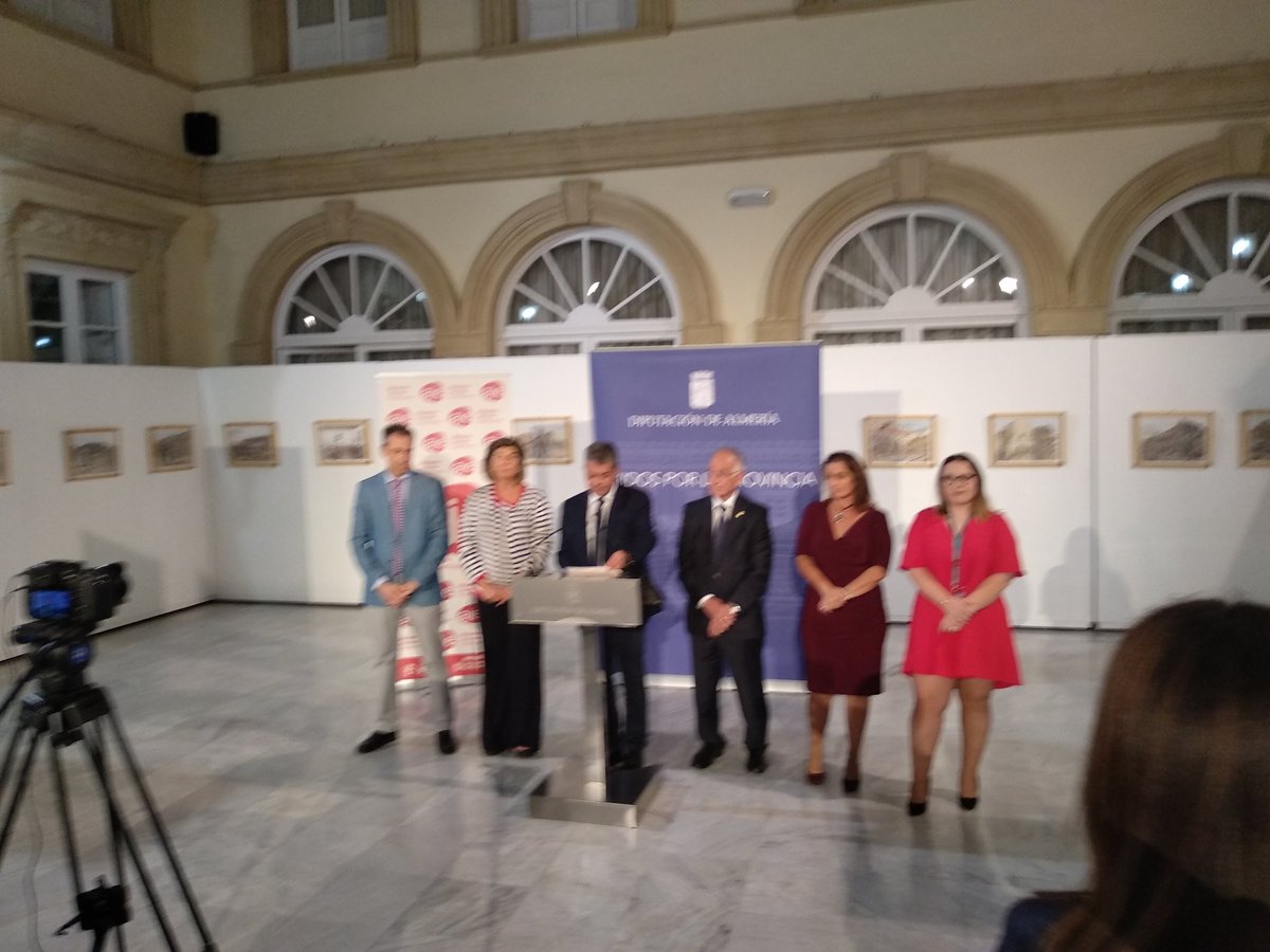 creamucho's tweet photo. Apertura Congreso AALCEE en Almeria. Un ejemplo de valentía y buen hacer de la Delegación de Estudiantes FCEE #ual #emprenderual https://t.co/hcGDsJVFVg