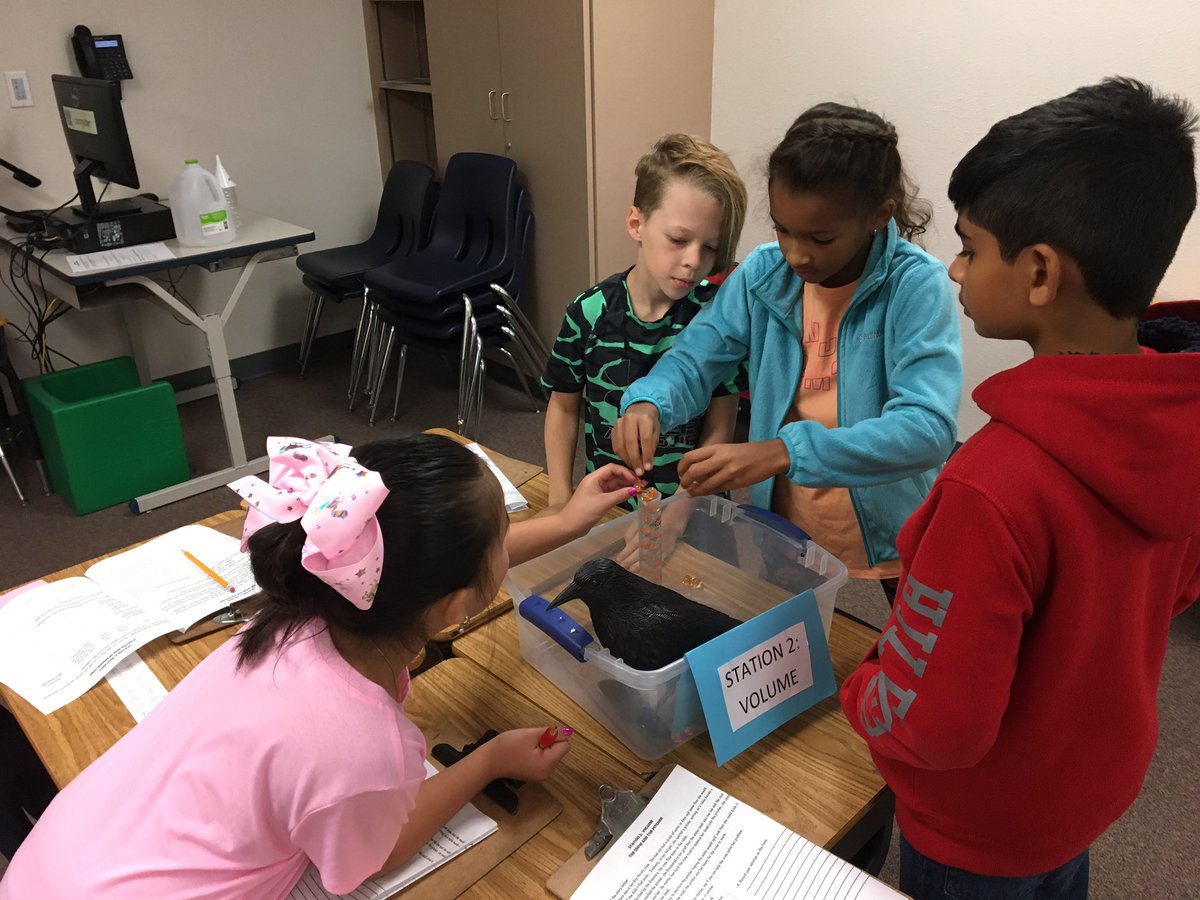 mrsnganha's tweet photo. Mrs. Bendickson’s Homeroom exploring physical properties of matter! #Science @AshleyElem https://t.co/OQRdES6Gno