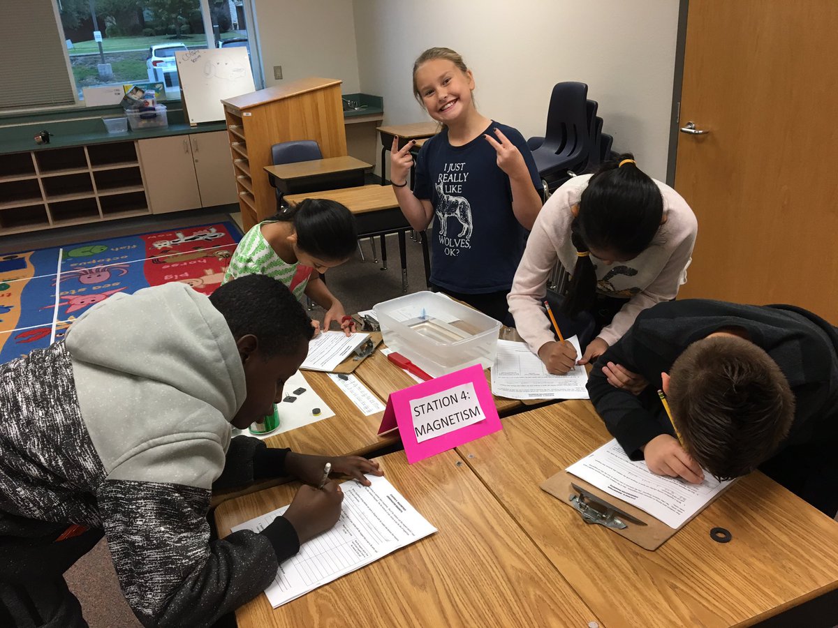 mrsnganha's tweet photo. Mrs. Bendickson’s Homeroom exploring physical properties of matter! #Science @AshleyElem https://t.co/OQRdES6Gno