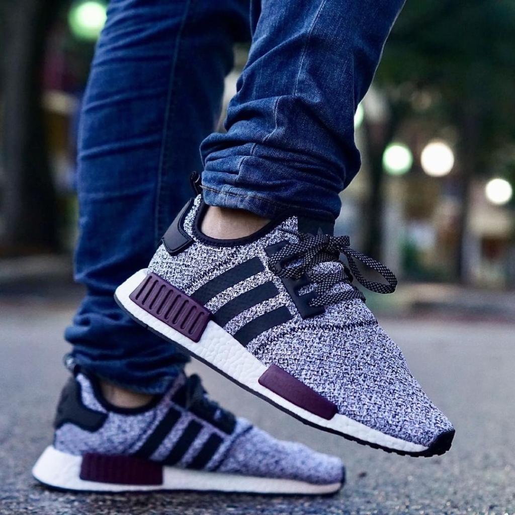 nmd champs sports