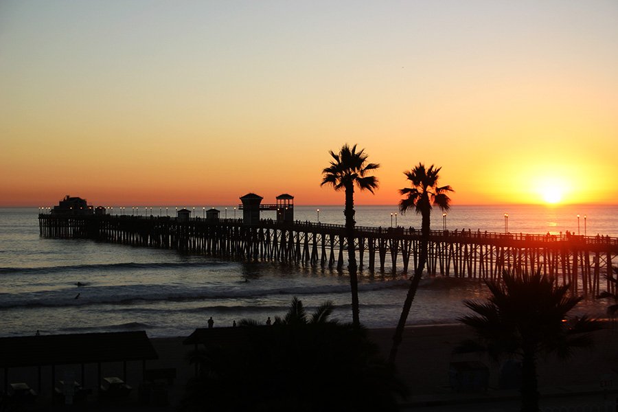 Osidedotcom's tweet photo. Let's Talk about the captivating beauty of Oceanside Pier Sunset. ποΈποΈπ
.
.
.
.
.
#oceanside #oceansidesunset #sunset #oceansidepier #pier #beach #beachlife #costalview #sunsetview #california #oceansidelife https://t.co/c2jUGFSB1L
