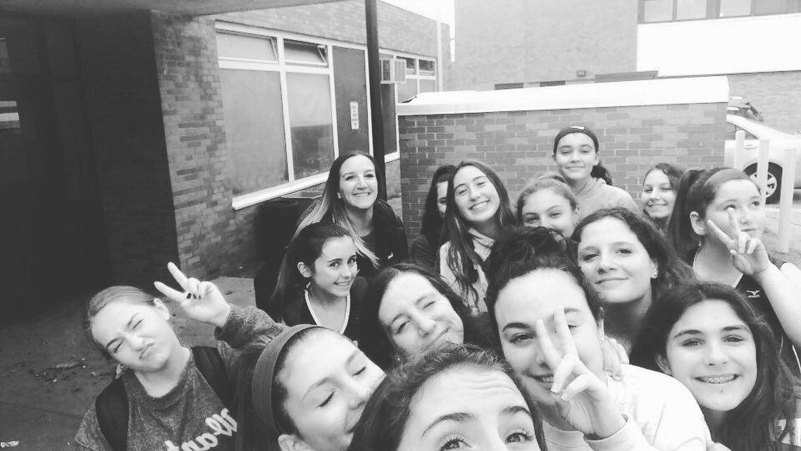 CoachRooney_'s tweet photo. Special group of girls who just continue to get better on and off the court. As mentally strong as they are physically - couldn’t have asked for a better first coaching experience at @wantagh_warriors 💛🖤🏐
*
*
#wantaghschools #wantaghvball #jvvball #thissquad #coachlife #proud https://t.co/O3OrgNFZBa