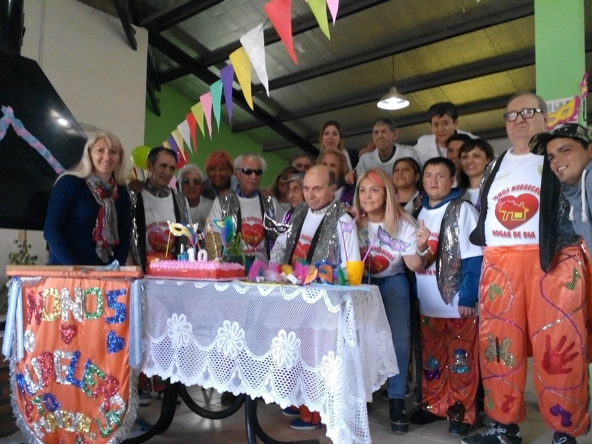 Niñez,Adolecencia y Adultos Mayores,  prioridad de la gestión <a href="/ric_sastre/">Ricardo Sastre</a>, se vive,se trabaja por y para ellos <a href="/eugealia/">Eugenia Alianiello</a>