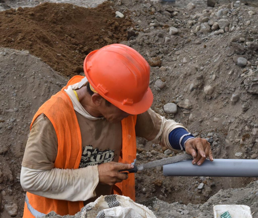 GADMJujan's tweet photo. En estas zonas del cantón se realiza la instalación de la red de distribución y de redes domiciliarias. https://t.co/dNAiLpNxfx