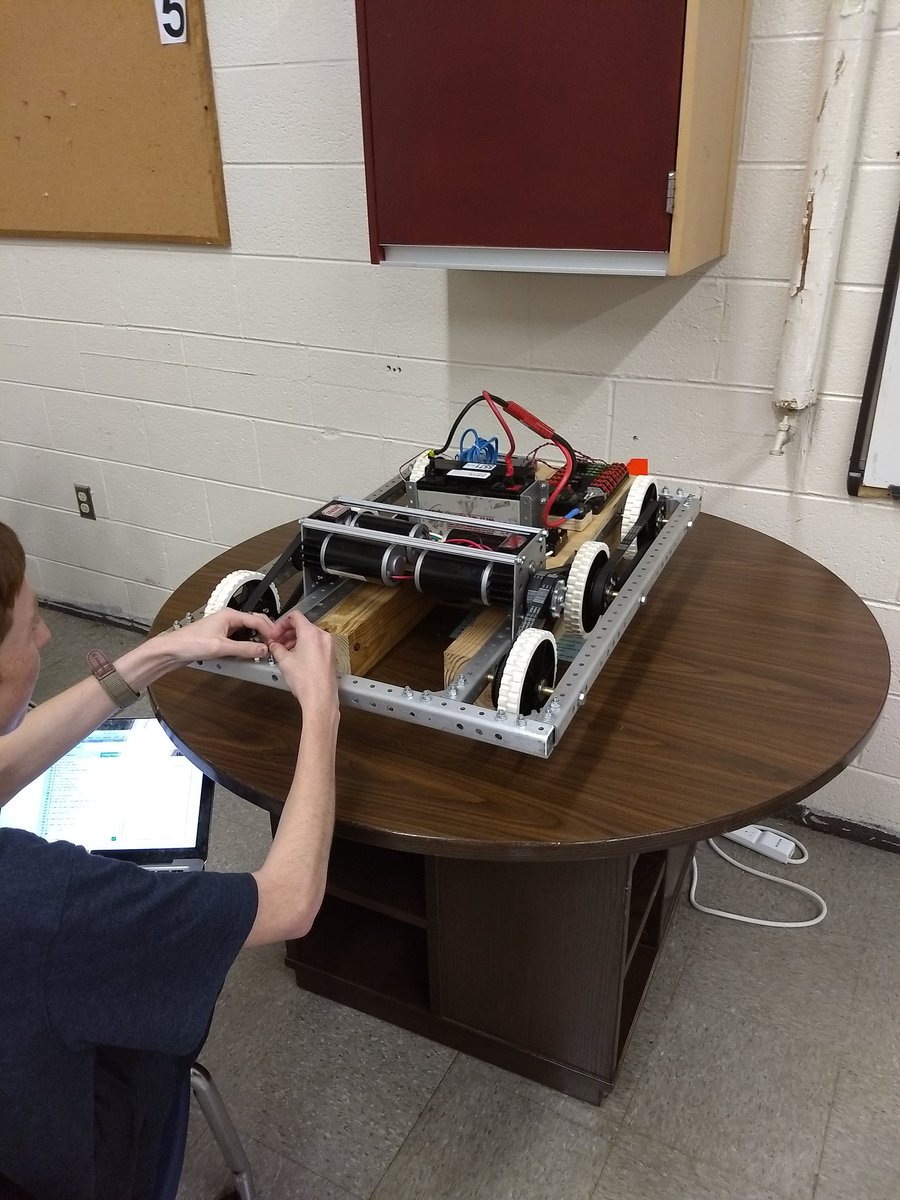 Team 5571 RATCHET (@beardenrobotics) on Twitter photo 