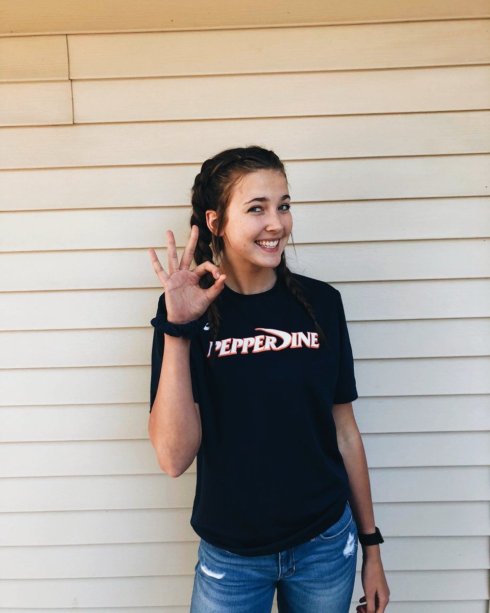 EmmaAmmerman's tweet photo. So excited to announce that I have verbally committed to play D1 volleyball at the Univeristy of Pepperdine to further my volleyball and academic career! Thank you to all my coaches, and family for always supporting me. Waves up🧡🌊 https://t.co/2fosKhGDva