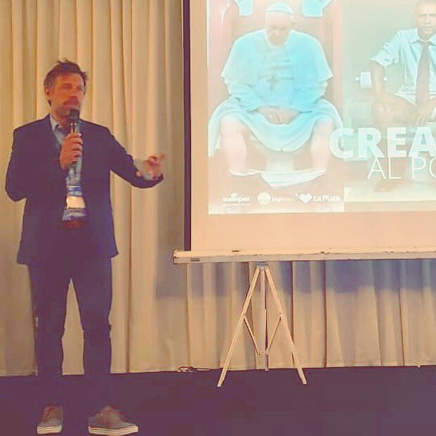 MaxiCostantinis's tweet photo. 👉😁Muy contento con mi ponencia “La culpa es de Babel” en el Segundo Congreso Internacional de Comunicación Política Asunción 2018 🇵🇾🛩🛏 Muchas gracias por la invitación! #compol #compolpy2018 #comunicación #politics #mensaje #babel #congreso https://t.co/VFfDGQpGu2