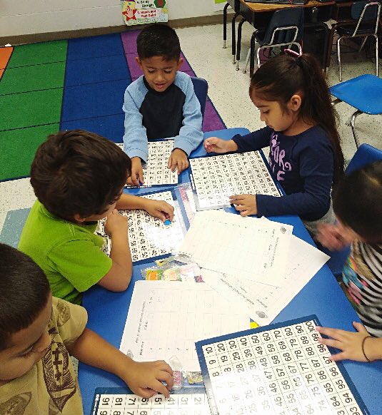 SsaisdPaloAlto's tweet image. Guided Math- kinder style .... 100 -100 ways @ssaisd #KinderGarten #mathwiz