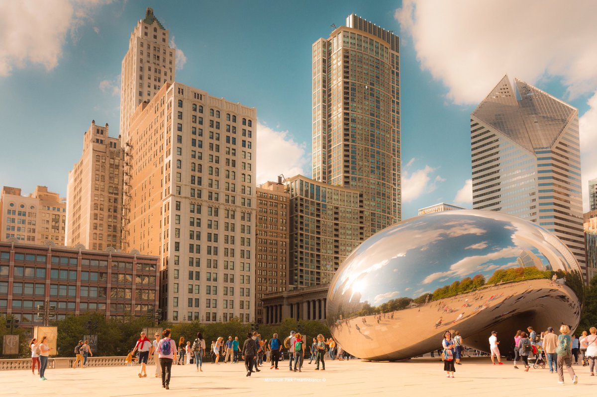 Nitramib's tweet photo. Millenium Park.
#chicago #usa #nikon #nikond7200 #skyscraper #thecloudgate https://t.co/4S6PsGcVQx