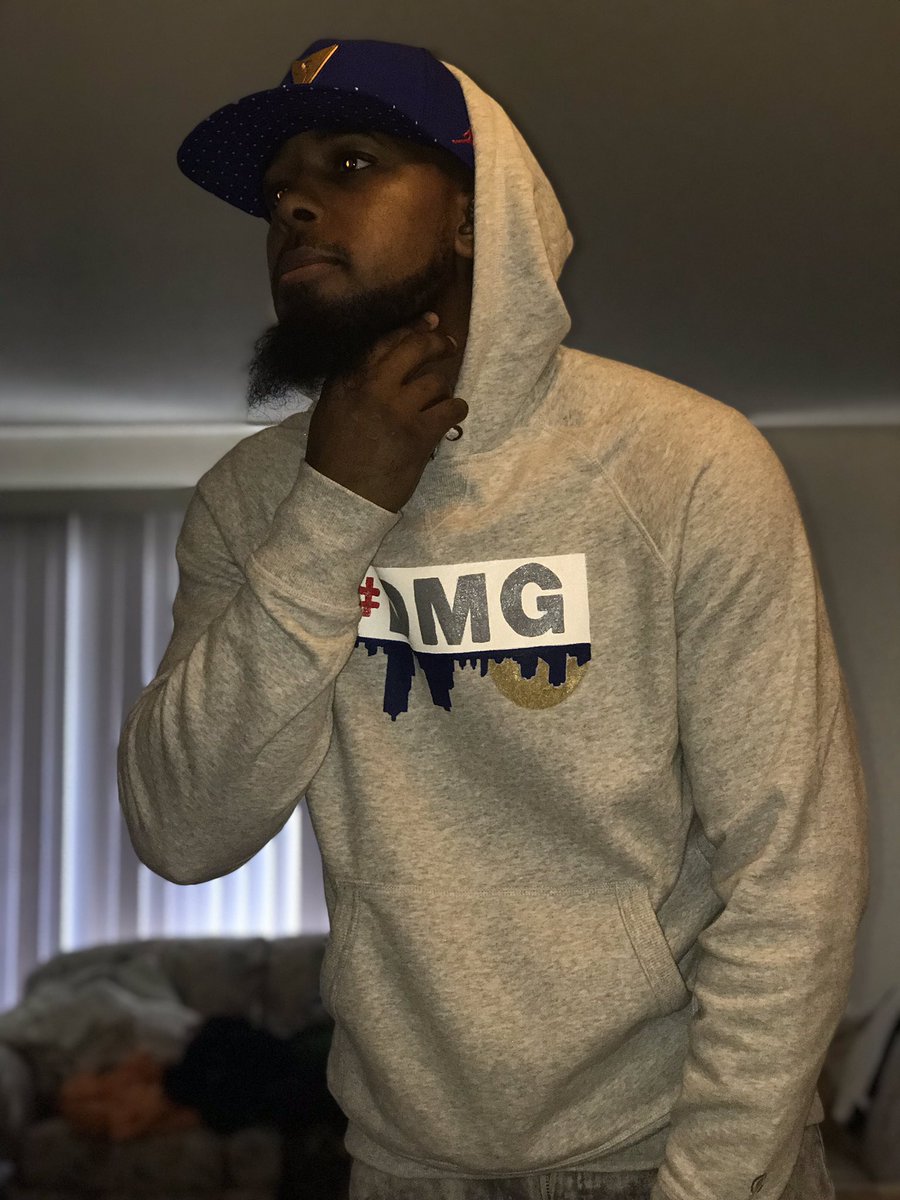Bornceo43's tweet image. The face of the #dmg movement. Search; @BOG_Rell and enjoy.. #DjTakeOffChallenge #kekechallenge #follow #Minnesota #Florida #NLCS #ALCS