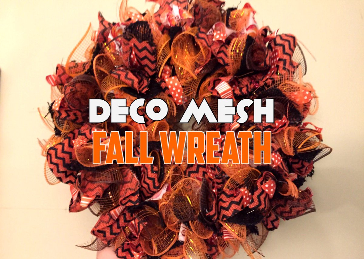 _midnightmaker_'s tweet image. Check out this video I made from last year “How to make a deco mesh fall wreath” youtu.be/OB6yPpHI0SU #fallwreath #decomesh