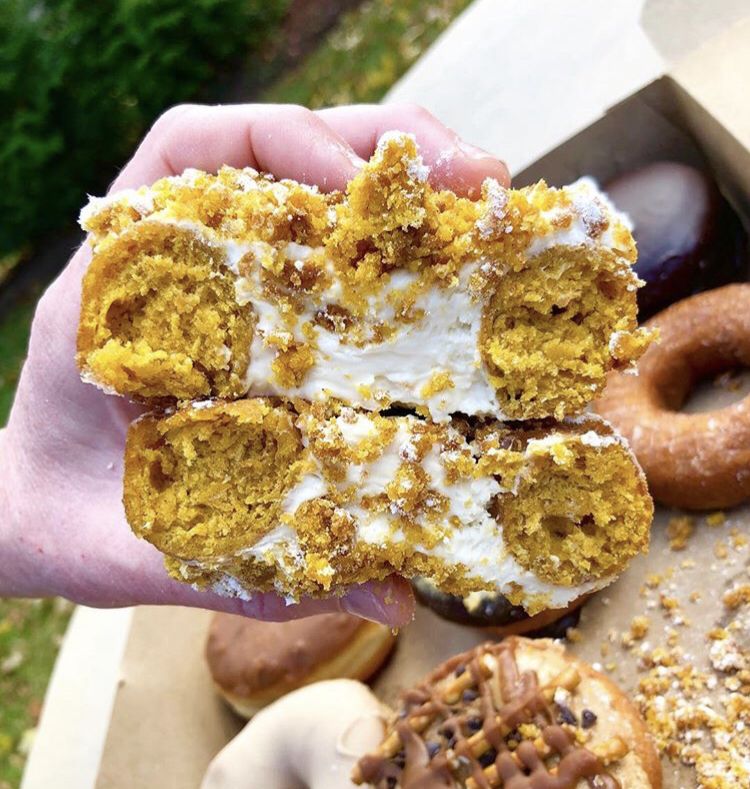 Glaze Donuts tweet media