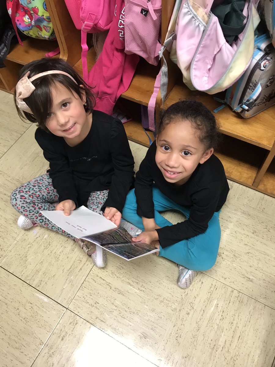lisaarosee's tweet photo. This is #partnerreading π π #kindercrazy @TCRWP https://t.co/yB4KX3SSgp