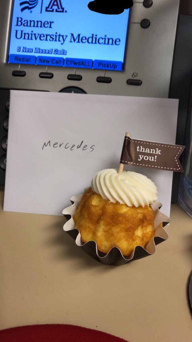 hellacedes's tweet photo. It’s #medicalassistantsrecognitionweek, and my supervisors are cute. What a nice little office boost #AMTMARWeek @americanmedtech https://t.co/GxyMdLU8kF