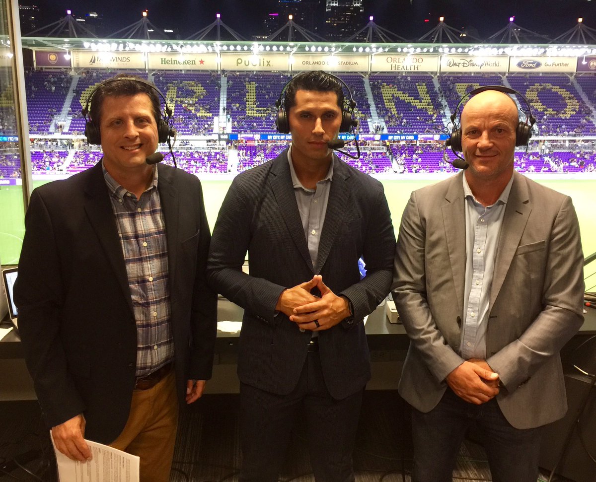 FLMakeupGirl's tweet photo. 🎬 Behind the Scenes 🎬
#ORLvSEA
@Jeff_Radcliffe @migallardo01 @paul10shaw 
#OrlandoCity  #WFTV9 #TVon27 #cosmetics #orlandocitysc #ocsc #VamosOrlando #FaceofCity #ORL #Futbol #Soccer #Orlando #beauty #FloridaMakeup #hair #makeup #sports #MLS #mlssoccer #ireneferdinand https://t.co/Vl3kSjsv6C