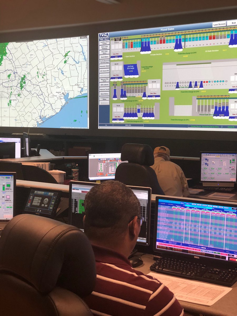 DpwKuWQWwAAL4lH?format=jpg