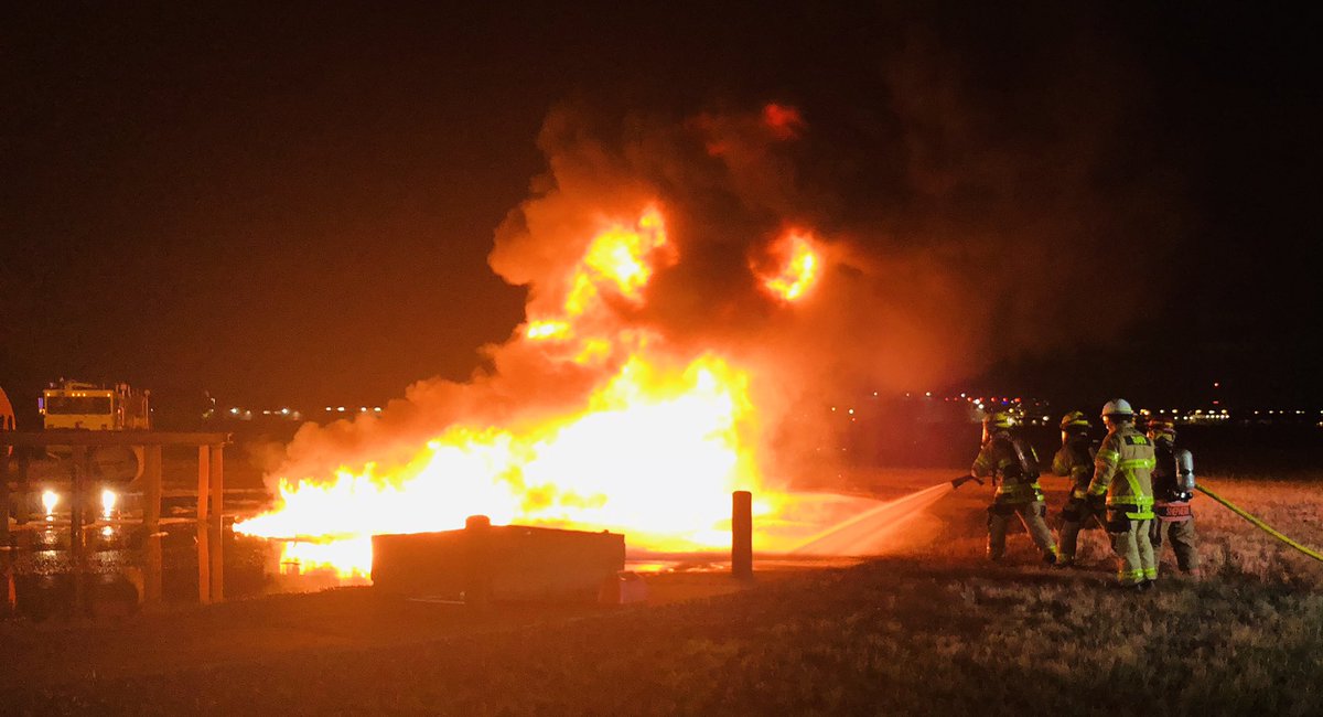 TampaFireRescue's tweet photo. TFR Engine 4, 5 and 12 on scene at TIA training with the Husky Foam System and the new environmentally friendly Novacool foam!! Fire ouy in less than 60 seconds!! Many thanks to the ARFF team for all the assistance! MB https://t.co/e3zLHuzMma