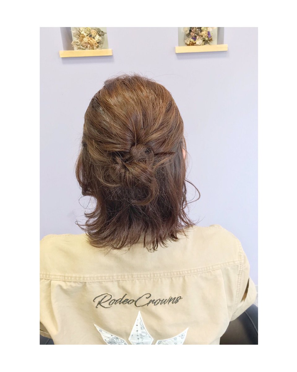 蕪﨑 涼子 ーkabusaki Ryokoー 簡単ヘアアレンジ 後ろ姿も大事 背筋伸ばしてしゃんと 自分に言い聞かせて 今週日曜は 出勤日です 大人可愛い ミディアムヘア ヘアアレンジ 簡単ヘアアレンジ ヘアカタログ かぶさき